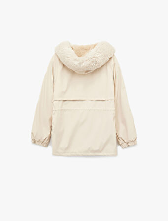 Polar Astarlı Cepli Çıkarılabilir Suni Kürk Aksesuar Detaylı Kapüşonlu Anorak Mont