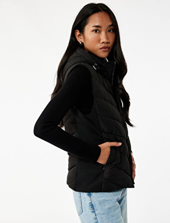 Rahat Kalıp Kolsuz Cepli Fermuarlı Kapüşonlu Şişme Yelek