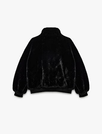 Fermuarlı Dik Yaka Cepli Suni Kürk Peluş Oversize Crop Mont
