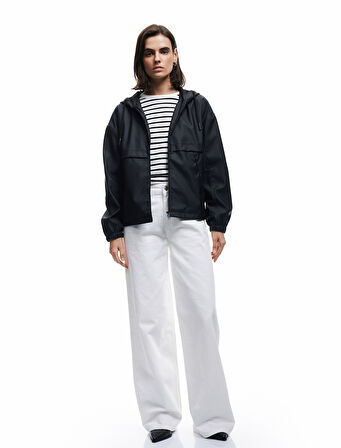 Fermuarlı Kapüşonlu Uzun Kollu Suni Deri Yağmurluk