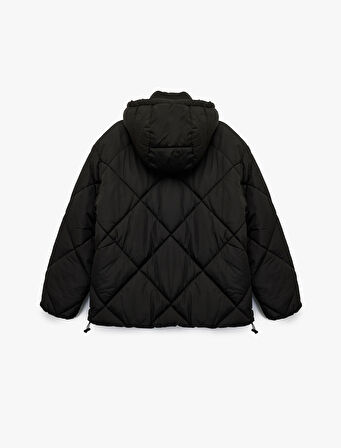 Polar Cep Detaylı Uzun Kollu Fermuarlı Su İtici Kapşonlu Kapitone Mont