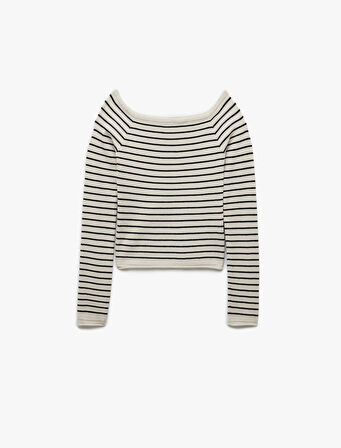 Uzun Kollu Kayık Yaka Triko Kazak