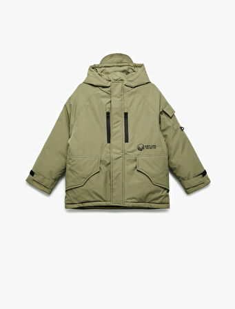 Uzun Kollu Fermuarlı Cepli Kapşonlu Mont