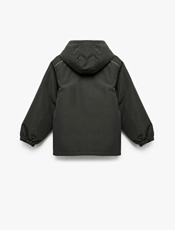 Uzun Kollu Fermuarlı Kapaklı Cepli Kapşonlu Şişme Mont 