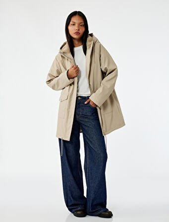 Deri Görünümlü İçi Suni Kürklü Fermuarlı Cepli Su Geçirmez Kapüşonlu Mont