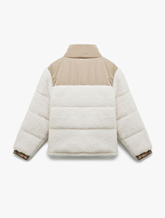 Dik Yaka Cep Detaylı Fermuarlı Renk Bloklu Peluş Mont