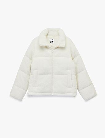 Fermuarlı Dik Yaka Uzun Kollu Cep Detaylı Peluş Mont