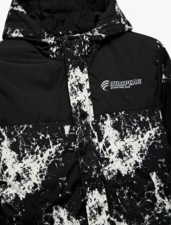 Uzun Kollu Baskılı Kapşonlu Mevsimlik Mont