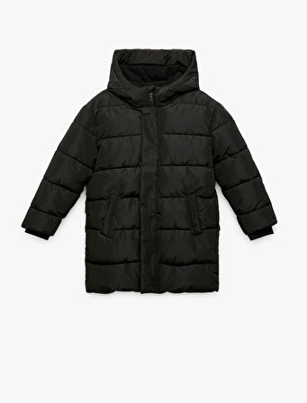 Uzun Kollu Cepli Kapşonlu Şişme Mont