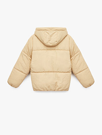 Uzun Kollu Kapşonlu Şişme Mont