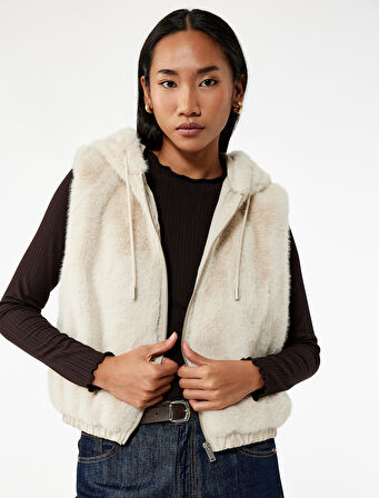 Kolsuz Kapüşonlu Fermuarlı Peluş Yelek