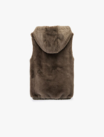 Kolsuz Kapüşonlu Fermuarlı Peluş Yelek