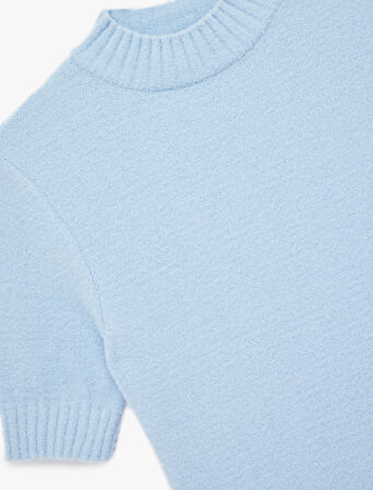 Regular Fit Kısa Kollu Dik Yaka Triko Kazak