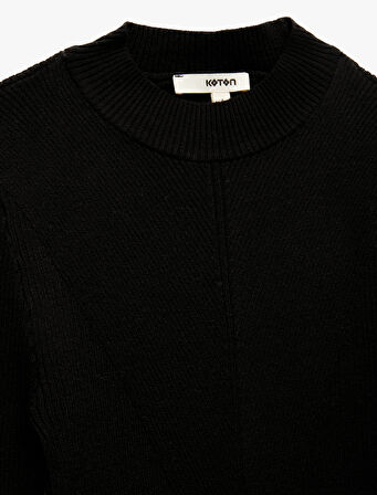 Hafif Dik Yaka Uzun Kollu Triko Kazak