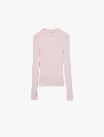 Uzun Kollu Dik Yaka Triko Kazak