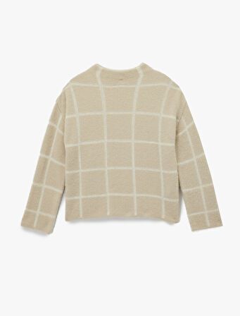 Uzun Kollu Dik Yaka Kareli Triko Peluş Kazak