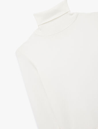 Uzun Kollu Balıkçı Yaka Triko Kazak