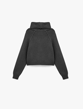 Uzun Kollu Dikiş Detaylı Balıkçı Yaka Triko Kazak