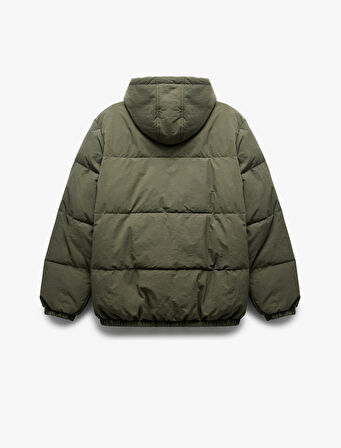 Uzun Kollu Cep Detaylı Fermuarlı Kapşonlu Şişme Mont