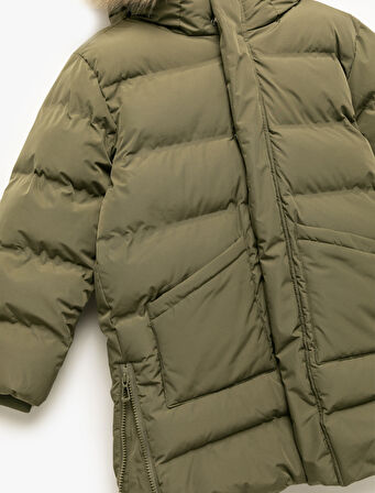 Peluş Detaylı Uzun Kollu Fermuarlı Cepli Uzun Kapşonlu Şişme Mont