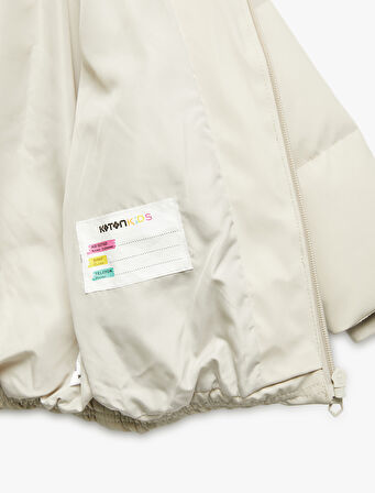 Kapşonlu Uzun Kollu Cepli Fermuarlı Şişme Mont 