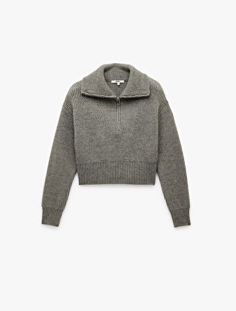 Uzun Kollu Dik Yaka Yarım Fermuarlı Triko Kazak