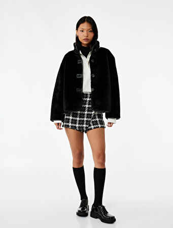 Dik Yaka Kaban Peluş Biye Detaylı Düğmeli Uzun Kollu