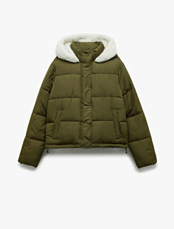 Kapüşonlu Fermuarlı İçi Peluş Çıtçıt Düğmeli Cepli Şişme Mont