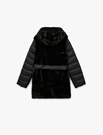 Kapüşonlu Kemer Detaylı Fermuarlı Suni Kürk Kaban