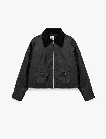 Uzun Kollu Yaka Detaylı Fermuarlı Cepli Mevsimlik Ceket