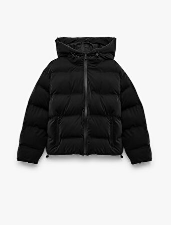 Kapüşonlu Uzun Kollu Fermuarlı Cepli Su İtici Şişme Mont