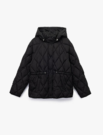 Beli Bağcıklı Uzun Kollu Cepli Su İtici Kapüşonlu Kapitone Şişme Mont