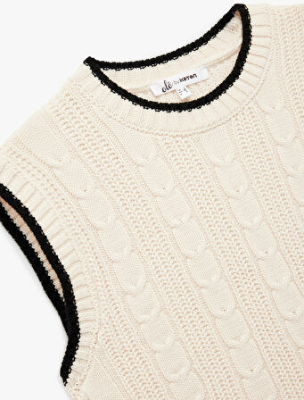 Saç Örgü Dokulu Kolsuz Biyeli Bisiklet Yaka Süveter