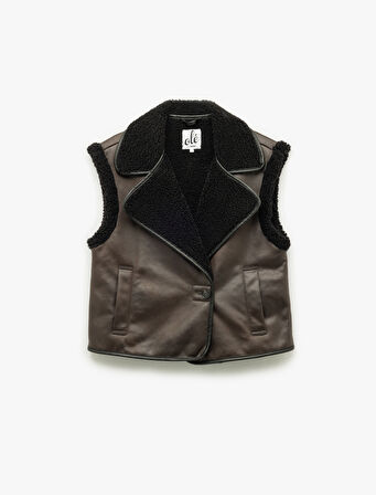 Dik Yaka Kolsuz Peluş Detaylı Yelek