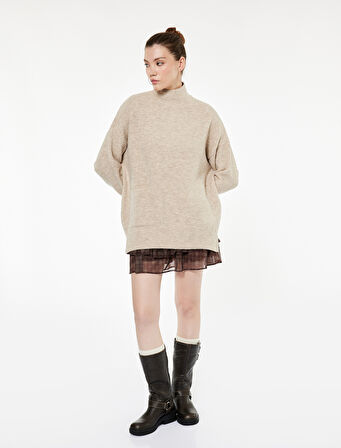 Dik Yaka Uzun Kollu Cep Detaylı Oversize Triko Tunik