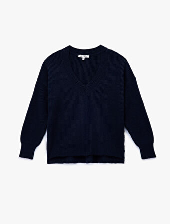 Uzun Kollu V Yaka Triko Kazak