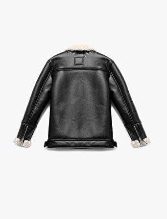 Kruvaze Yaka Rahat Kesim Cep Detaylı İçi Peluşlu Suni Deri Ceket