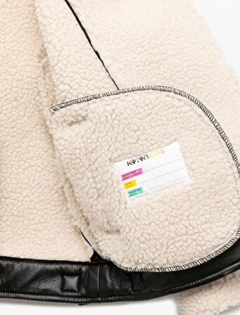 Kruvaze Yaka Rahat Kesim Cep Detaylı İçi Peluşlu Suni Deri Ceket