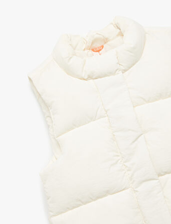 Dik Yaka Kolsuz Çıtçıt Kapamalı Şişme Yelek