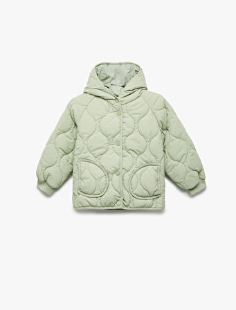 Uzun Kollu Düğmeli Kapşonlu Kapitone Mont