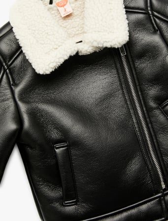Uzun Kollu Kruvaze Yaka Suni Deri Biker Ceket