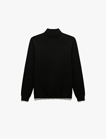 Uzun Kollu Basic Boğazlı Triko Kazak