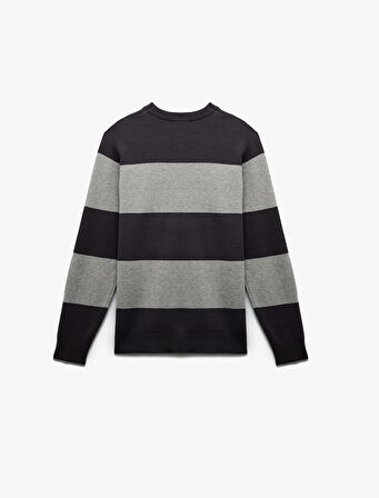 Uzun Kollu Bisiklet Yaka Çizgili Triko Kazak