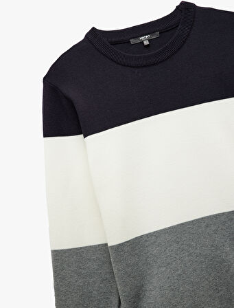 Uzun Kollu Renk Bloklu Bisiklet Yaka Triko Kazak