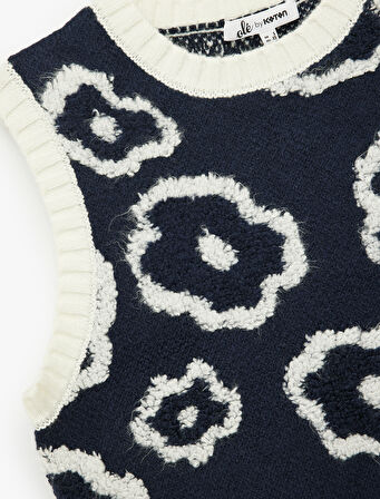 Bisiklet Yaka Çiçekli Kolsuz Triko Süveter