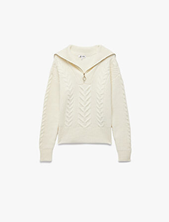 Saç Örgü Dokulu Yarım Fermuarlı Yaka Uzun Kollu Triko Kazak