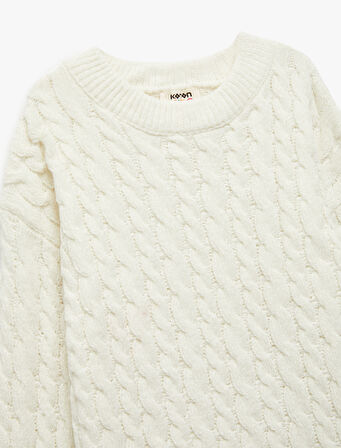 Uzun Kollu Bisiklet Yaka Örgü Detaylı Triko Kazak