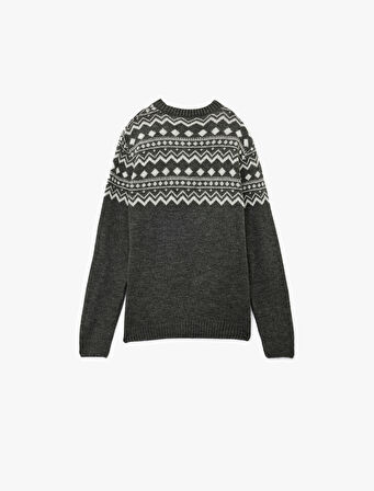 Uzun Kollu Bisiklet Yaka Desenli Triko Kazak