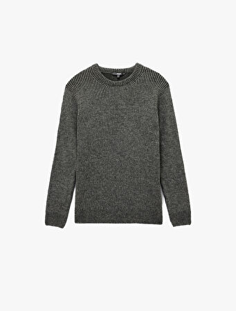 Uzun Kollu Bisiklet Yaka Triko Kazak