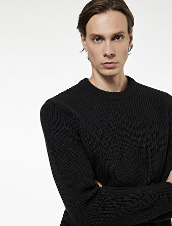 Uzun Kollu Dokulu Bisiklet Yaka Triko Kazak